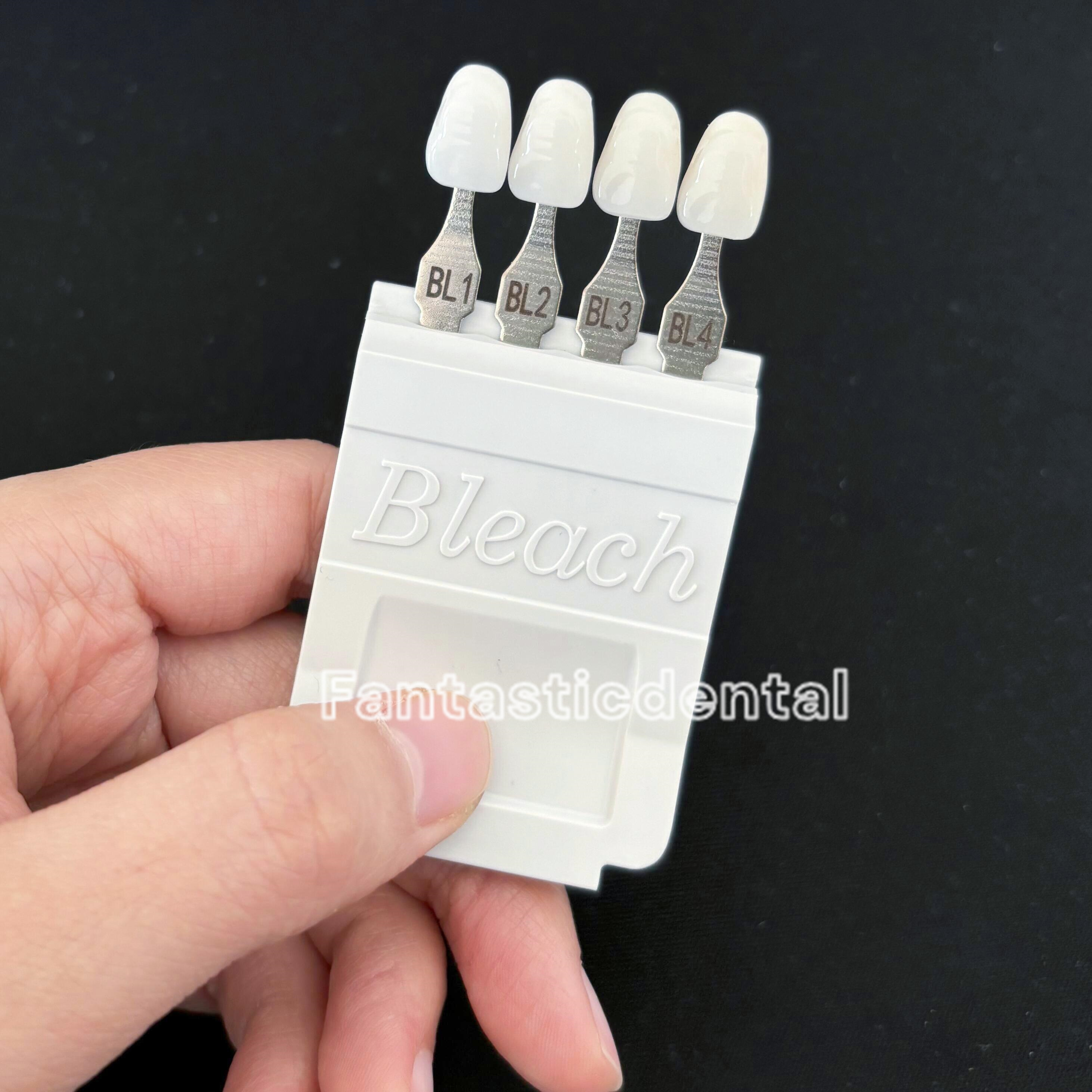 4 Colors Dental Bleached Shade - Teeth Whitening/Bleaching recensione e prezzo