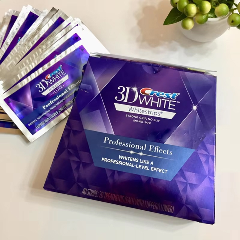 Crest 3D White Teeth Whitening - Teeth Whitening Effects recensione e prezzo